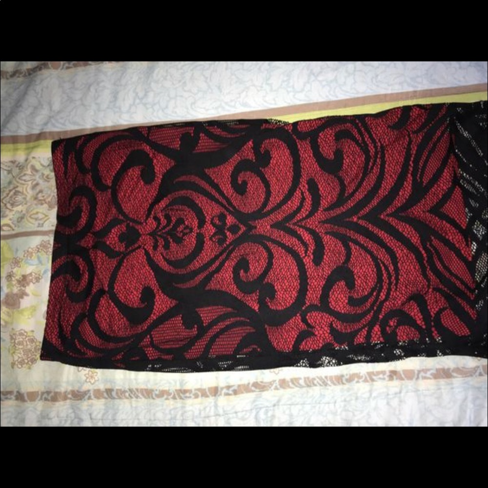 Bisou bisou knee length skirt